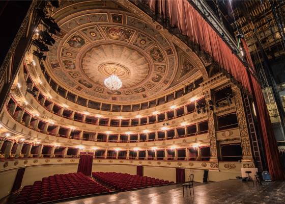 Jesi e il suo Teatro di Tradizione