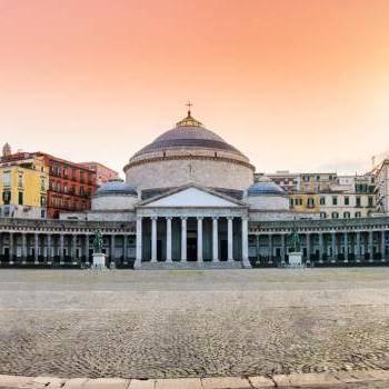 Piazza del Plebisicto, Naples